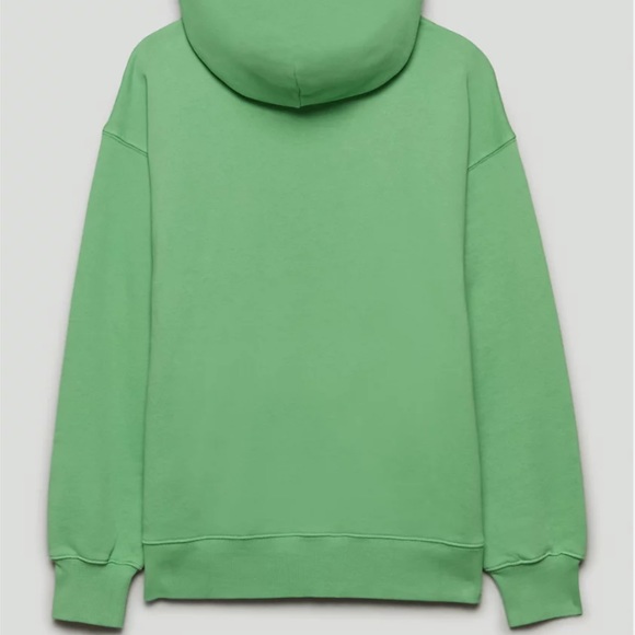 Aritzia Tops - Tna
Cozy Fleece Perfect Hoodie